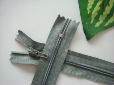 【中國拉鏈十大知名品牌 重慶穿心拉鎖 產(chǎn)品暢銷海內外】價格,廠家,圖片,拉鏈,三力(福建)拉鏈-